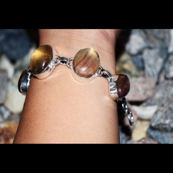 Translucent Fluorite Bracelet - Picture 8 of 14